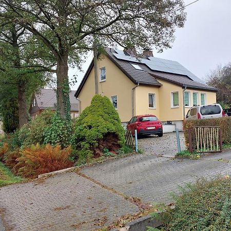 Ferienwohnung Am Flossgraben Bad Schlema Bagian luar foto